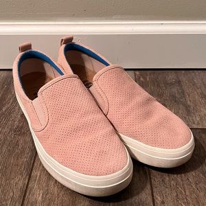 Sperry’s Slip on Sneakers